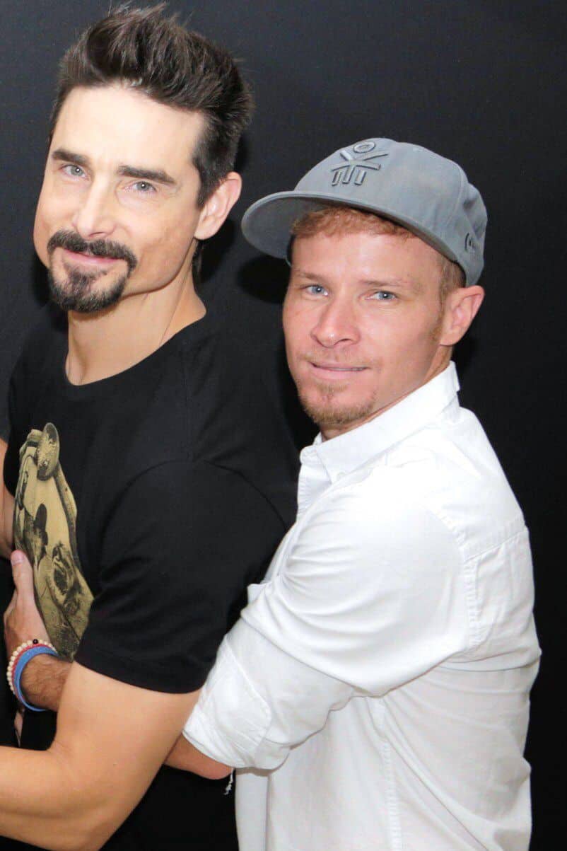 Kevin e Brian dos Backstreet Boys