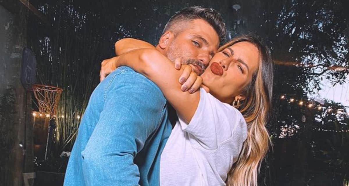 Bruno Gagliasso e Giovanna Ewbank aumentaram a família (Foto: Reprodução/Instagram)