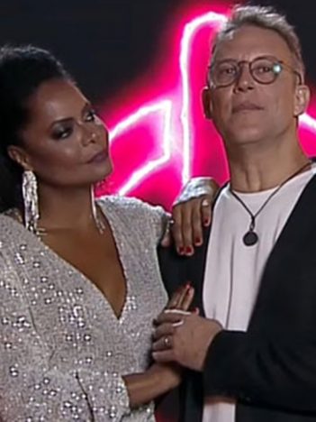 Adriana Bombom e Adrien Cunha deixam o elenco do Power Couple (Foto: Reprodução/Record)