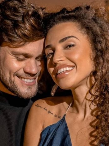 Breno Simões pediu Paula Amorim em casamento com surpresa (Foto: Reprodução/Instagram/Will e Thais)