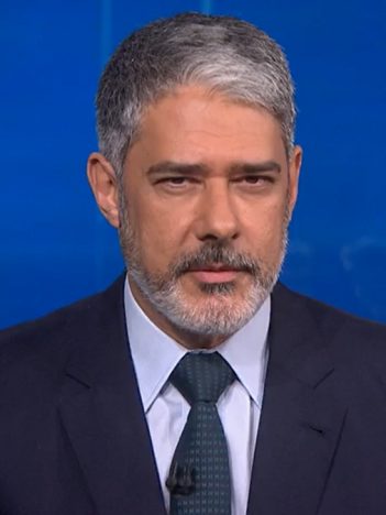 William Bonner no comando do Jornal Nacional; jornalista tem ligação com o JN desde a infância (Foto: Reprodução/TV Globo)