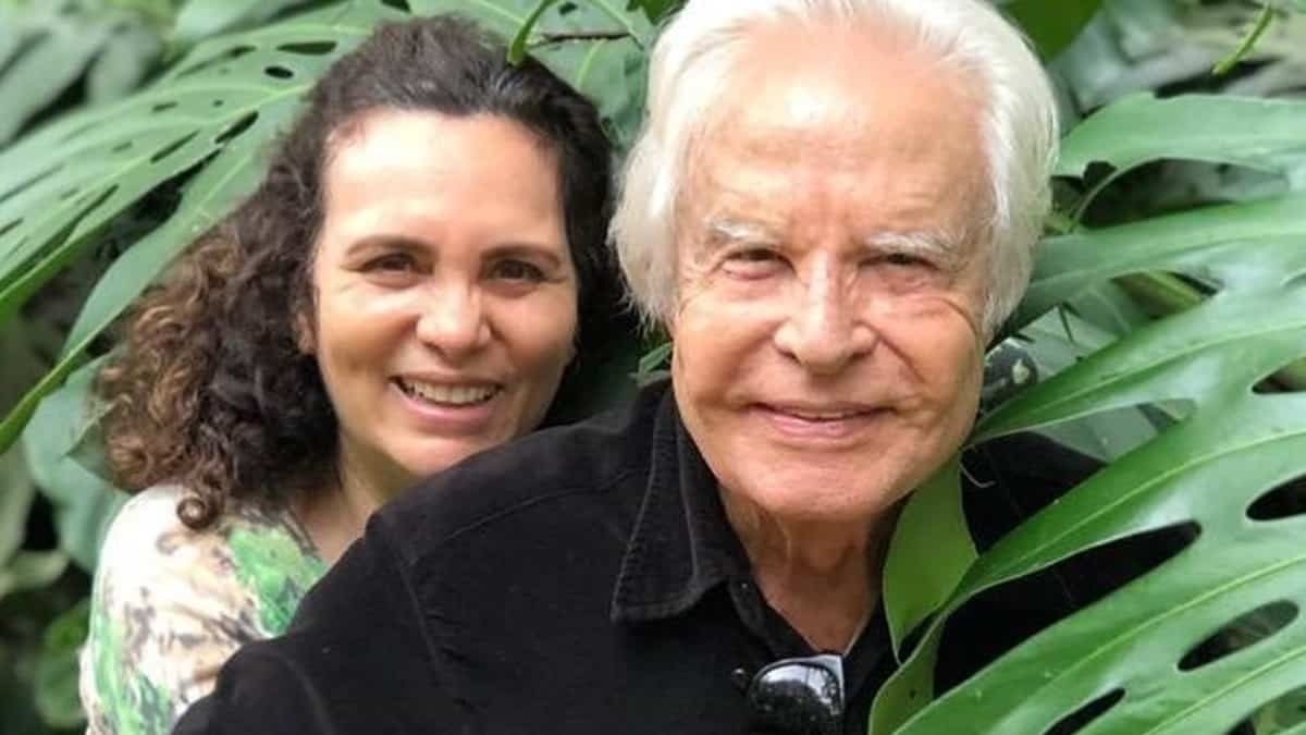 Cid Moreira e Fátima Sampaio; mulher do jornalista negou acusações (Fotos: Reprodução/Instagram)