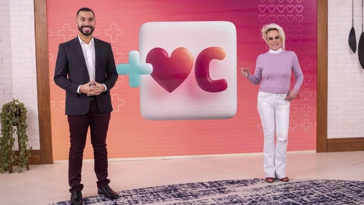 Gil do Vigor e Ana Maria Braga no Mais Você; ex-BBB21 estreia quadro sobre economia no programa (Foto: Maurício Fidalgo/TV Globo)