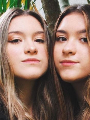 Marina e Sofia Liberato, filhas gêmeas de Gugu Liberato