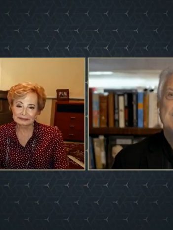 Pedro Bial entrevista Tarcísio Meira e Glória Menezes no Conversa com Bial (Foto: Reprodução/TV Globo)