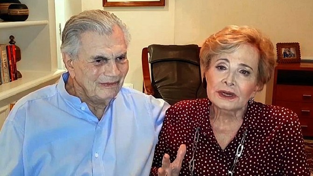 Tarcísio Meira e Glória Menezes; atriz apareceu com a família em momento após perda (Foto: Reprodução/TV Globo) 