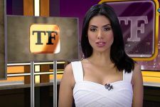 Flávia Noronha no comando do TV Fama; apresentadora acusou colegas de causarem sua demissão (Foto: Reprodução/RedeTV!)
