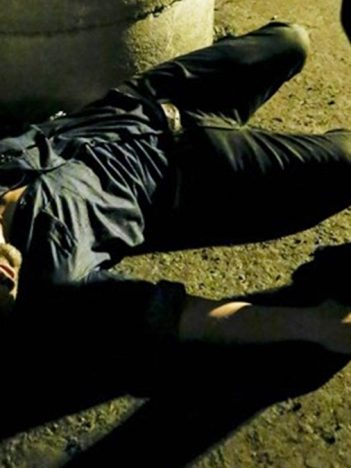 Maurílio (Carmo Dalla Vecchia) leva um tiro e morre no último capítulo de Império (Foto: Ellen Soares/TV Globo)