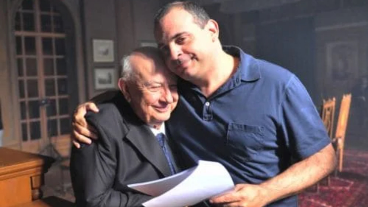 Sérgio Mamberti e o filho, Fabrício Mamberti; diretor se manifestou após morte do pai (Foto: Reprodução)