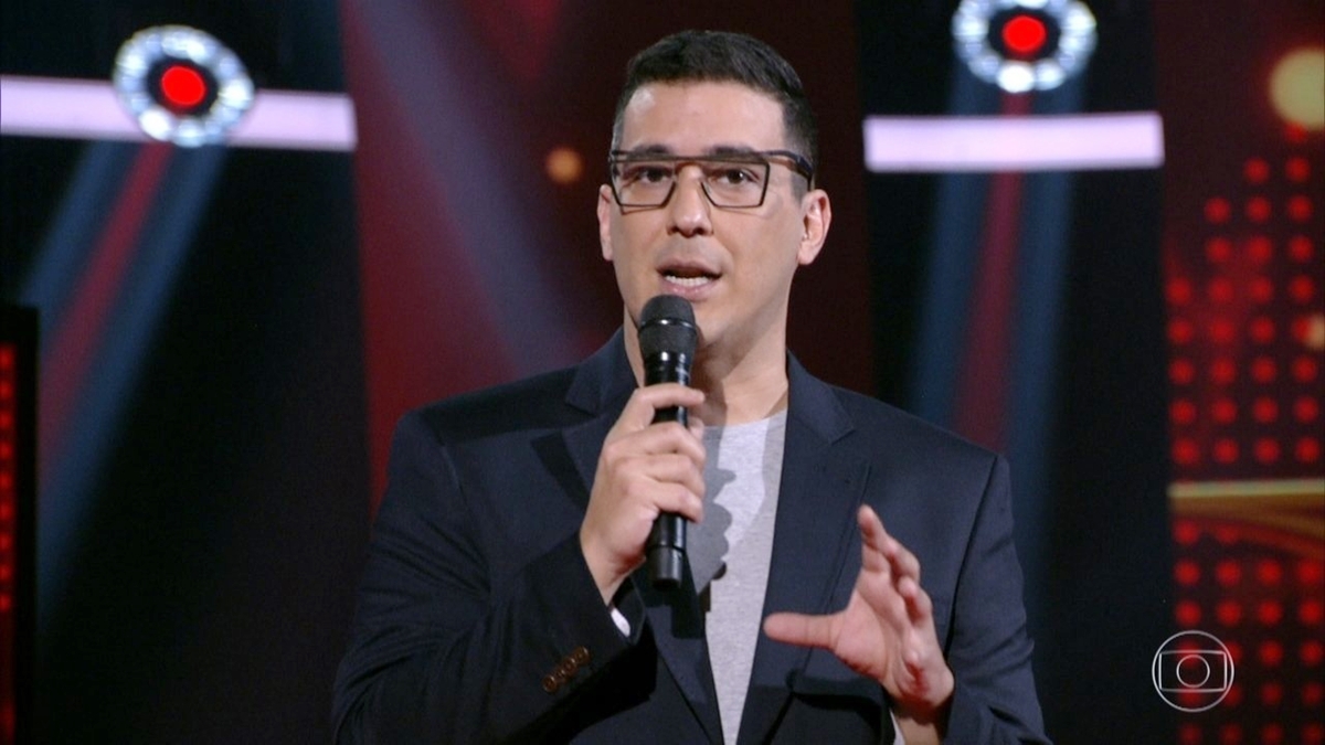 André Marques vai apresentar parte do The Voice Brasil após ausência de Tiago Leifert (Foto: Reprodução/TV Globo)
