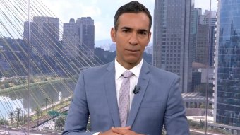 Cesar Tralli no comando do SP1; apresentador recebeu presente após sair do noticiário (Foto: Reprodução/TV Globo)