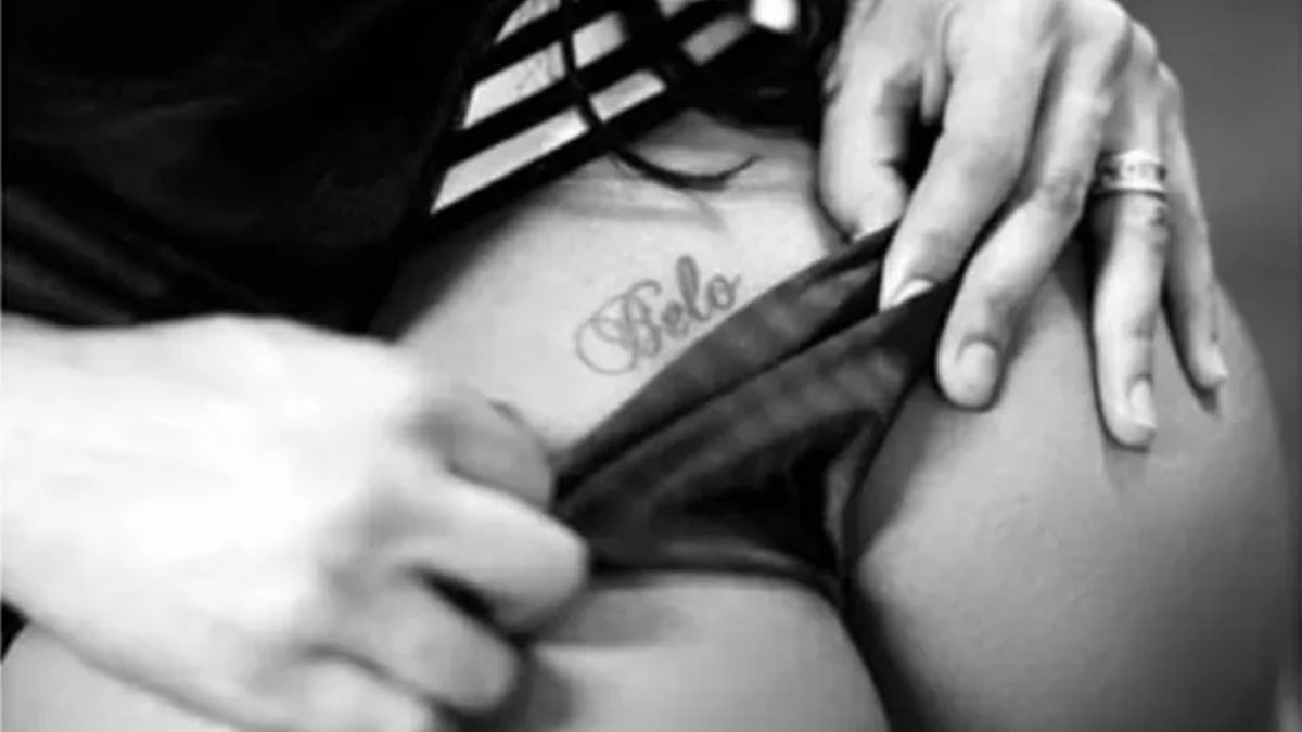 Gracyanne Barbosa mostrou tatuagem no bumbum com o nome de Belo (Foto: Reprodução/Instagram)