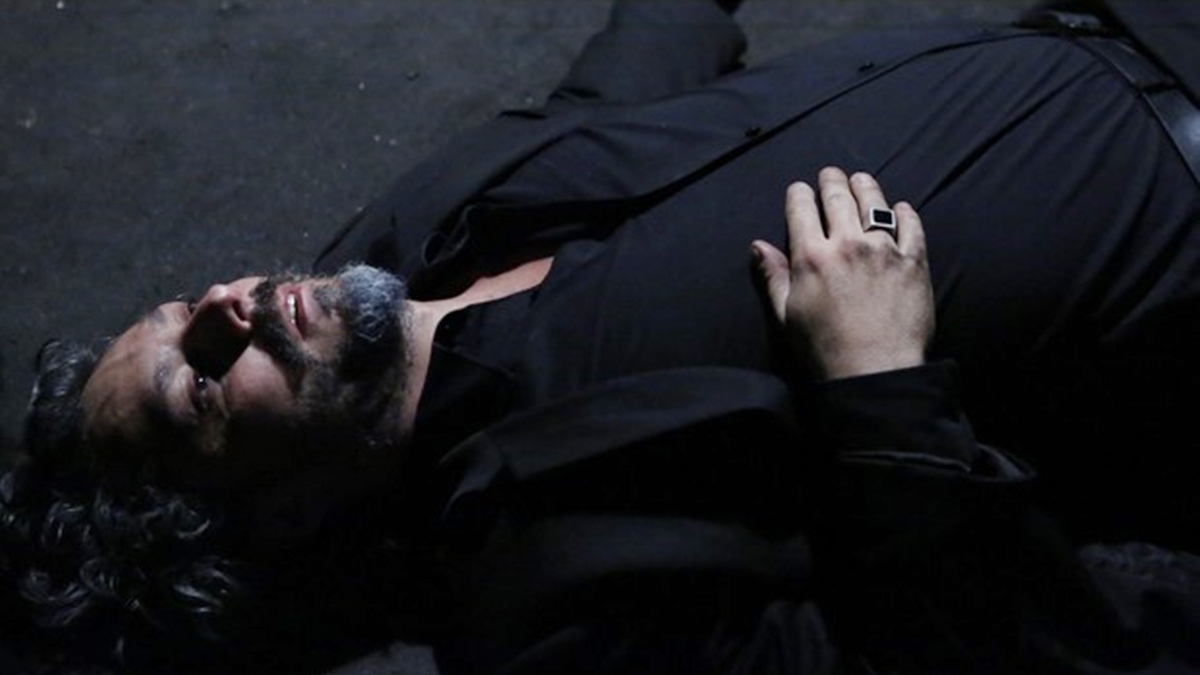 José (Alexandre Nero) morre após levar tiro de José Pedro (Caio Blat) no final de Império (Foto: Ellen Soares/TV Globo)