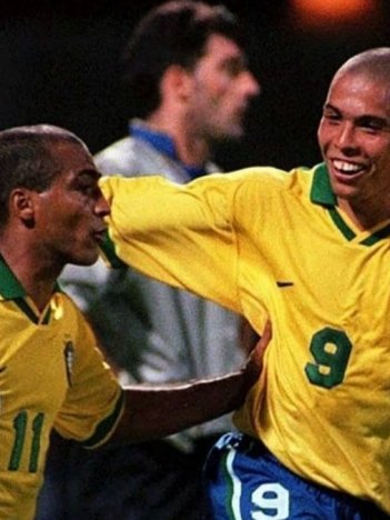 Ronaldo e Romário