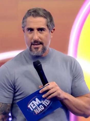 Marcos Mion no comando do Caldeirão (Foto: Reprodução/TV Globo)