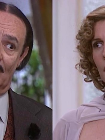 Cornélio (Ney Latorraca) vai exigir que Dinorá (Maria Padilha) use o colar de brilhantes em O Cravo e a Rosa (Foto: Reprodução/TV Globo)