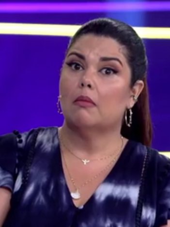 Fabiana Karla no comando do vespertino Se Joga, extinto pela Globo (Foto: Reprodução/TV Globo)