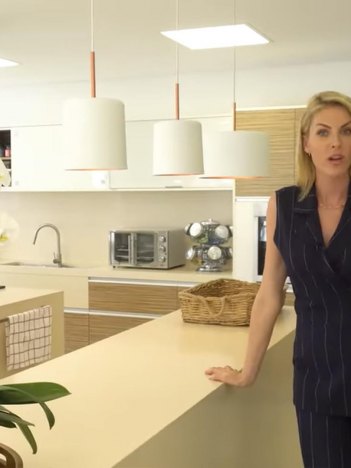 Cozinha de Ana Hickmann passa por reforma total (Reprodução/Youtube)