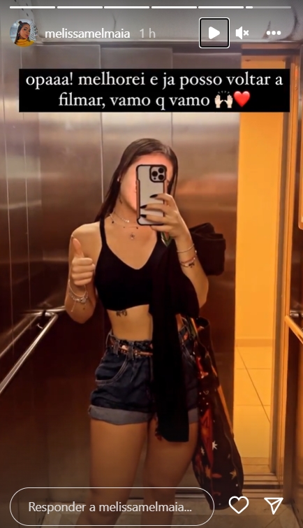 Mel Maia fez selfie de shortinho (Reprodução/Instagram)