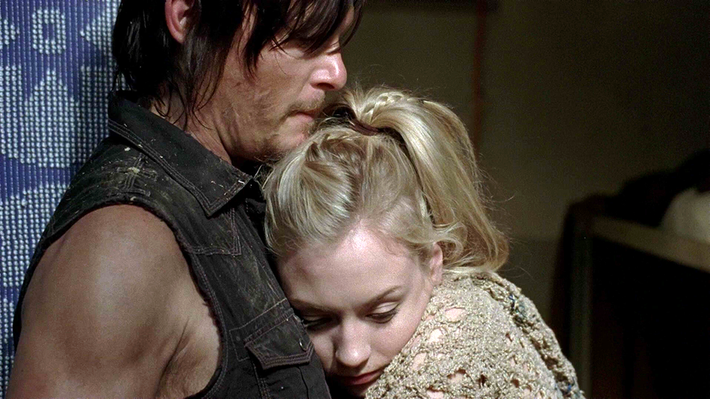 Daryl (Norman Reedus) e Beth (Emily Kinney) em The Walking Dead