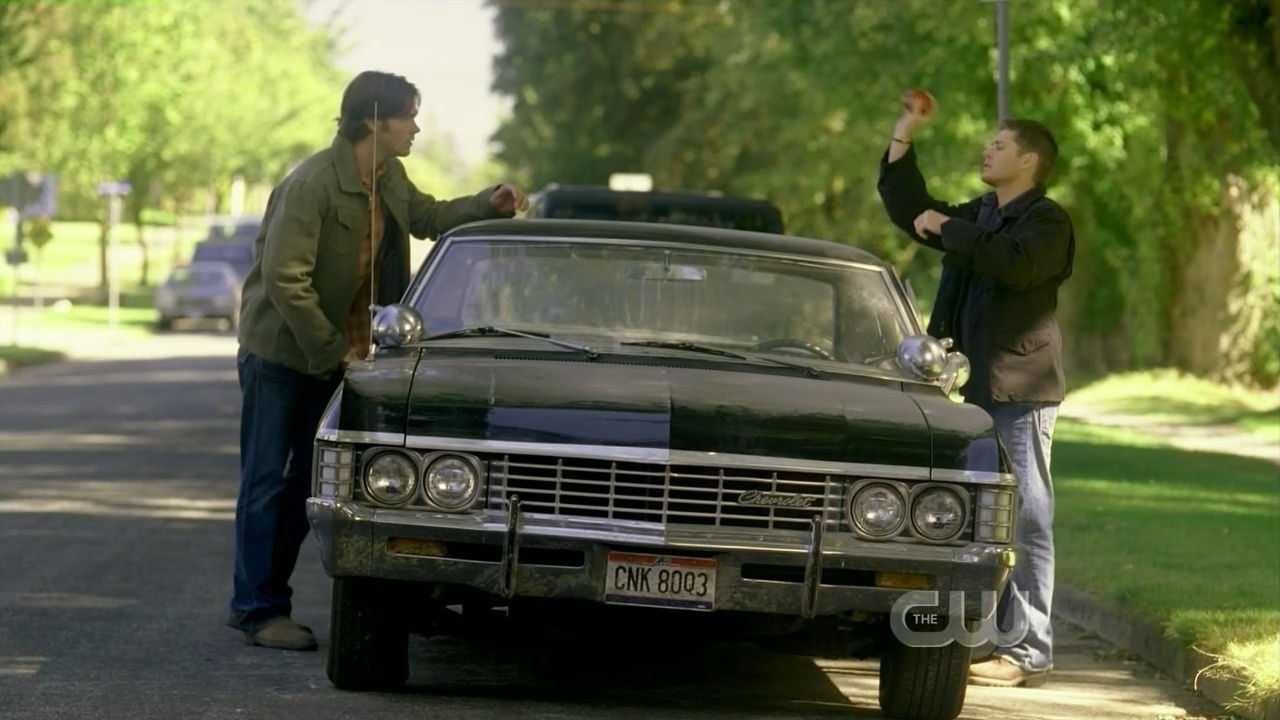 Sam (Jared Padalecki) e Dean (Jensen Ackles) em Supernatural