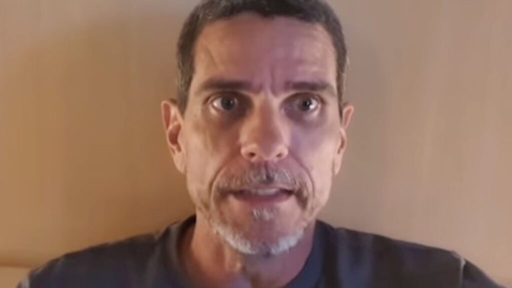 Ex-BBB Adriano