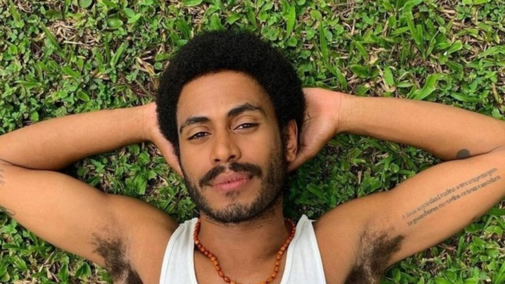 Ícaro Silva