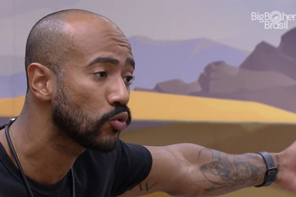 Ricardo tira satisfações com Aline Wirley após jogo da discórdia