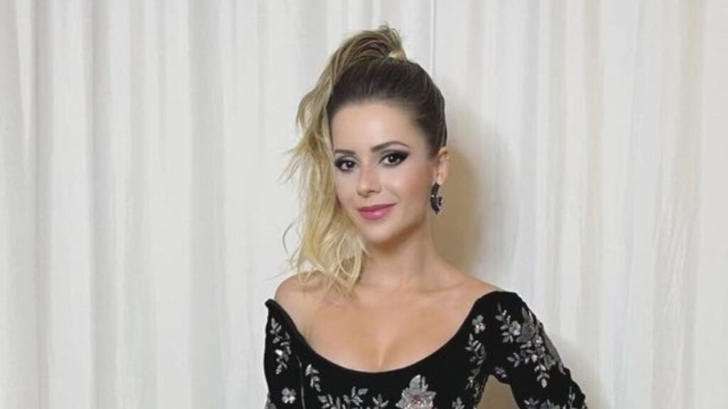 Sandy celebra chegada dos 40 anos e impressiona fãs: “Carinha de 20” Sandy