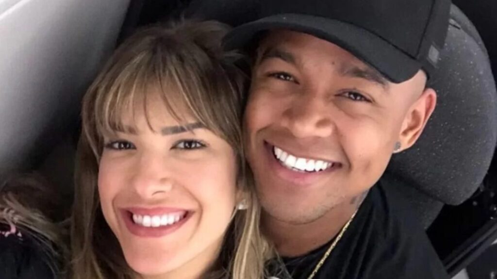 Lore Improta se declara para Léo Santana e celebra: “Nosso amor” Lore Improta e Léo Santana