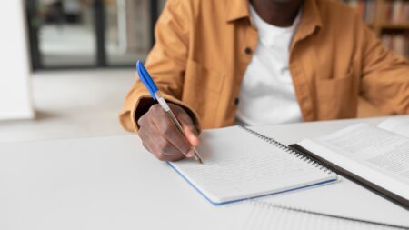 Inscrições do ProUni: preste atenção nestas condições para participar do programa Imagem ilustrativa fazendo alusão ao Prouni
