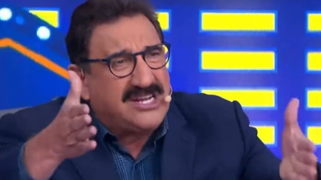 Ratinho destila preconceito contra gays no SBT e sofre consequência grave Ratinho causa revolta na web