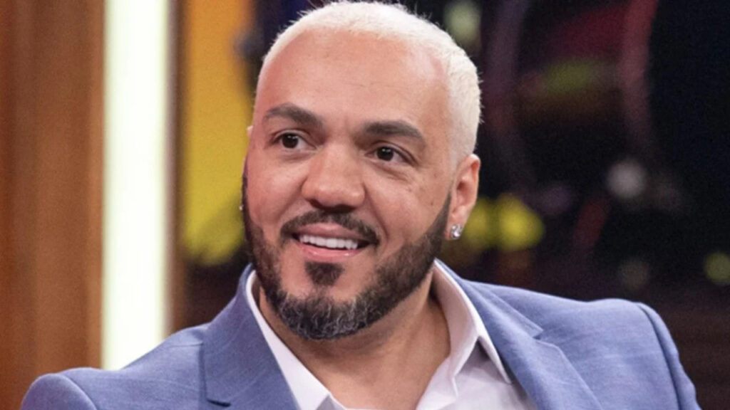 Belo anuncia documentário no Globoplay e adianta novidades Cantor Belo