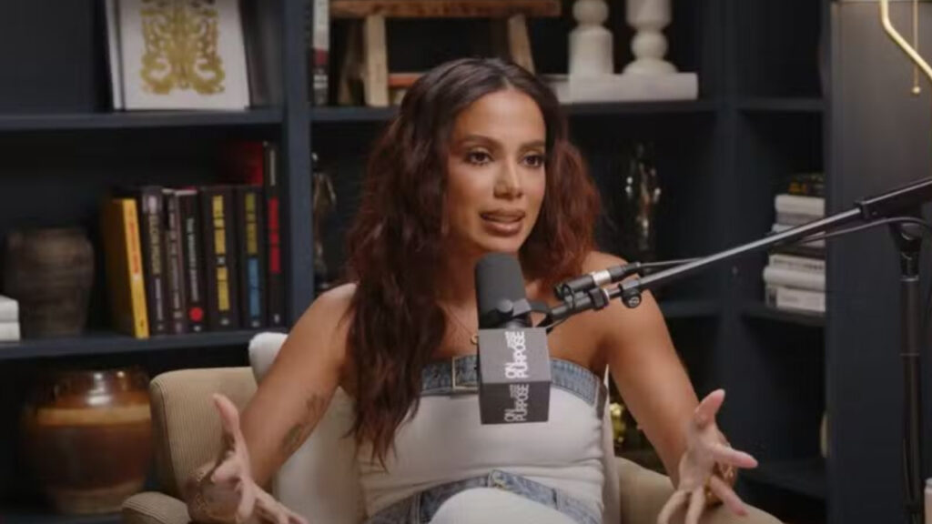 Anitta explica por que parou de tomar anticoncepcional Anitta