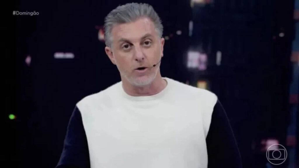 Luciano Huck defende Nathalia Dill após críticas do publico