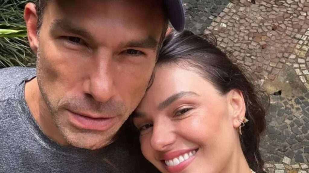 Marcus Buaiz detalha planos no noivado com Isis Valverde Marcus Buaiz detalha planos no noivado com Isis Valverde