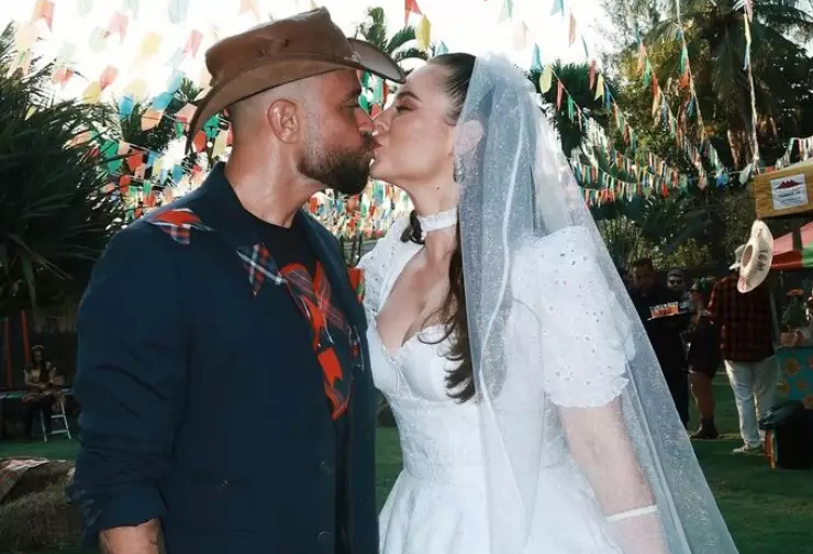 Paolla Oliveira e Diogo Nogueira são noivos em festa junina
