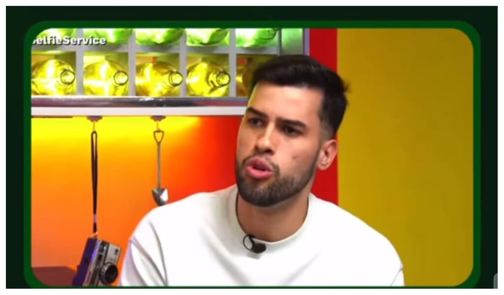 Kaio Perroni debocha da torcida de Lucas Souza por sua vitória em reality show kaio-perroni-debocha-da-torcida-de-lucas-souza-por-sua-vitoria-em-reality-show