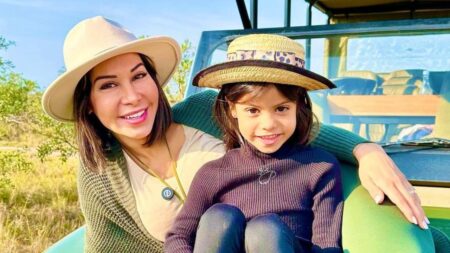 Maíra Cardi e Sophia.
