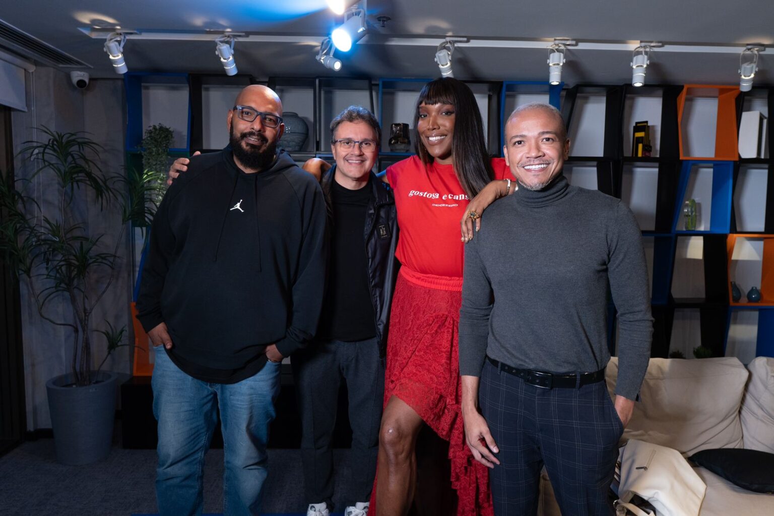 Majur anuncia nova fase da carreira e promete música inédita antes do Rock in Rio Majur anuncia nova fase da carreira e promete música inédita antes do Rock in Rio