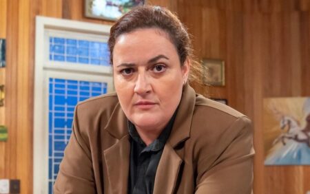 Irmã de Paulo Gustavo, Juliana Amaral faz estreia de sua carreira como atriz na Globo