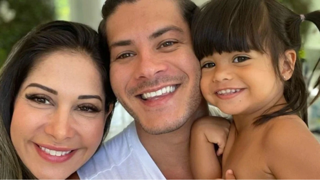 Maira Cardi fala sobre a ausência de Arthur Aguiar no aniversário da filha: 