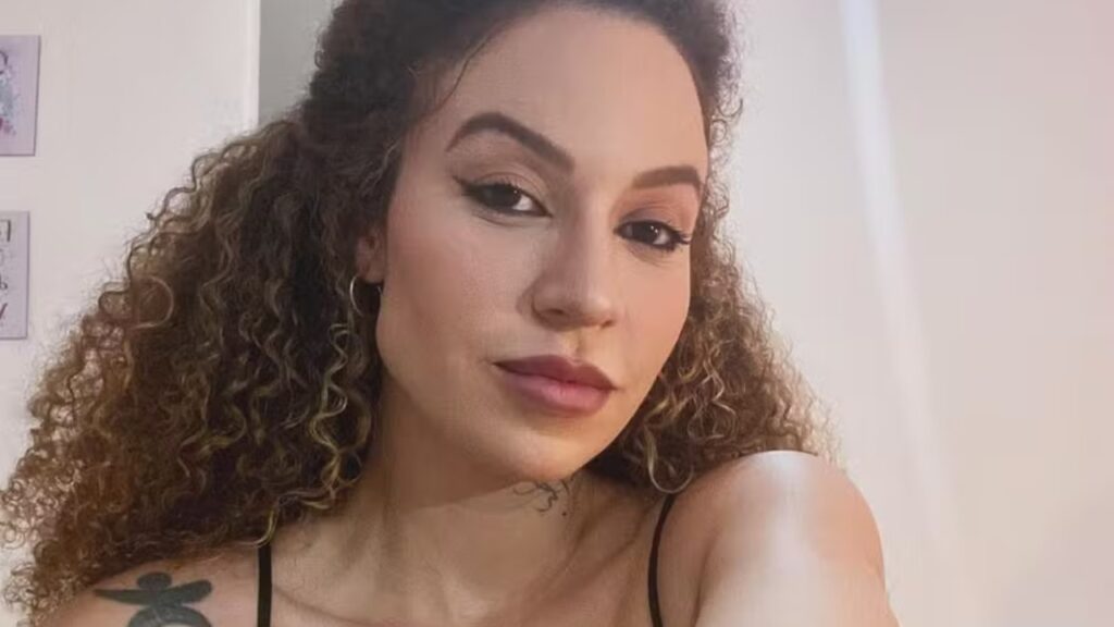 Ananda, que sofreu racismo de Ana Paula Minerato, se pronuncia sobre o caso Ananda