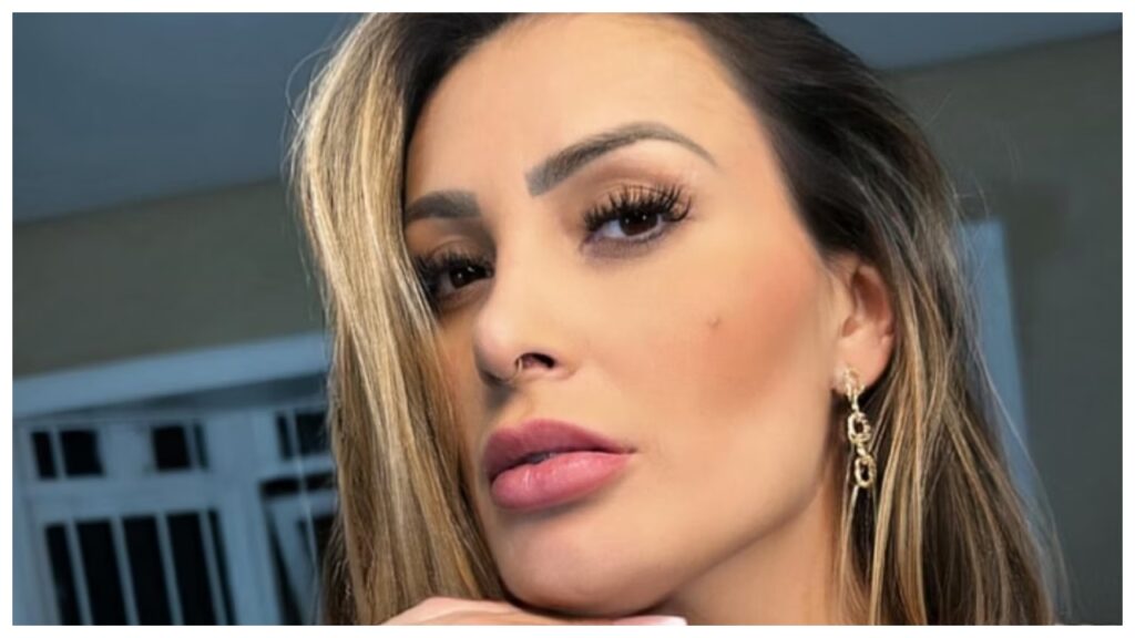andressa urach choca ao mostrar piercings no rosto