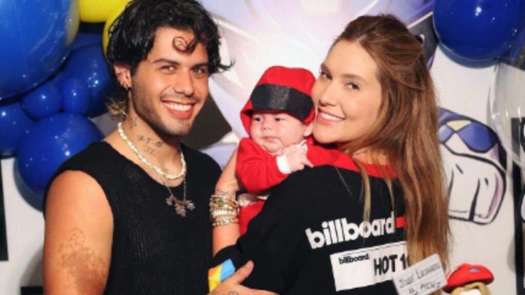 Virginia Fonseca e Zé Felipe comemoram os dois meses de José Leonardo Zé Felipe, Virginia Fonseca e José Leonardo