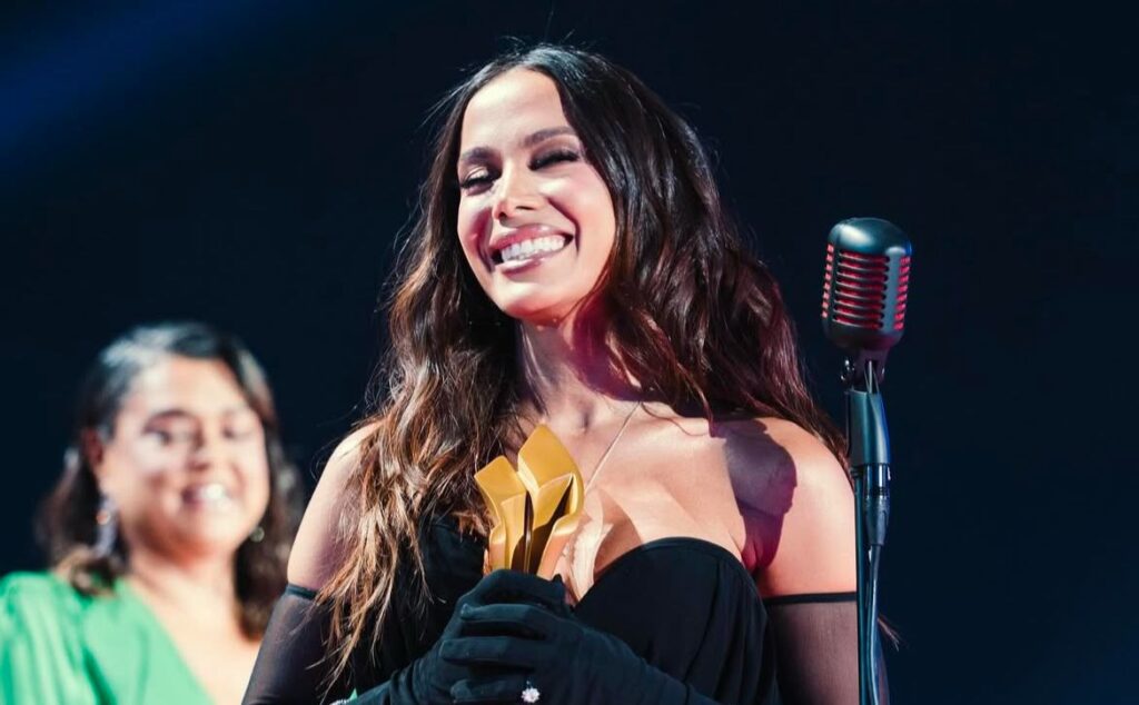 Anitta abre o jogo e fala sobre sua possível aposentadoria Anitta abre o jogo e fala sobre sua possível aposentadoria