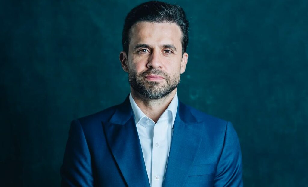 Pablo Marçal faz teste para o comando de um programa no SBT Pablo Marçal faz teste para o comando de um programa no SBT