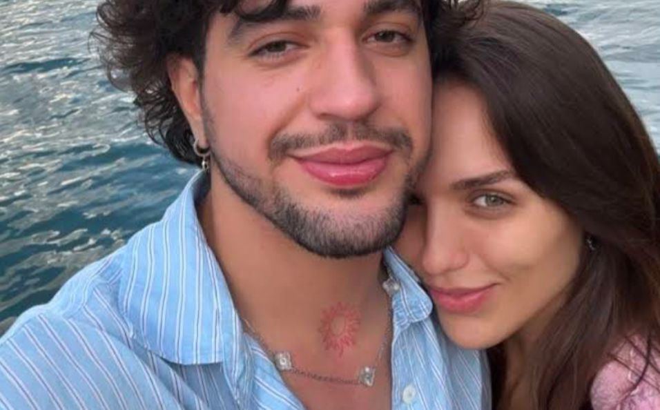 Namorando? Rafa Kalimann e Nattanzinho passam dia juntos Namorando? Rafa Kalimann e Nattanzinho passam dia juntos