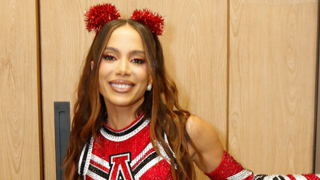 Anitta passa por procedimento cirúrgico e desabafa nas redes sociais Anitta passa por procedimento cirúrgico e desabafa nas redes sociais