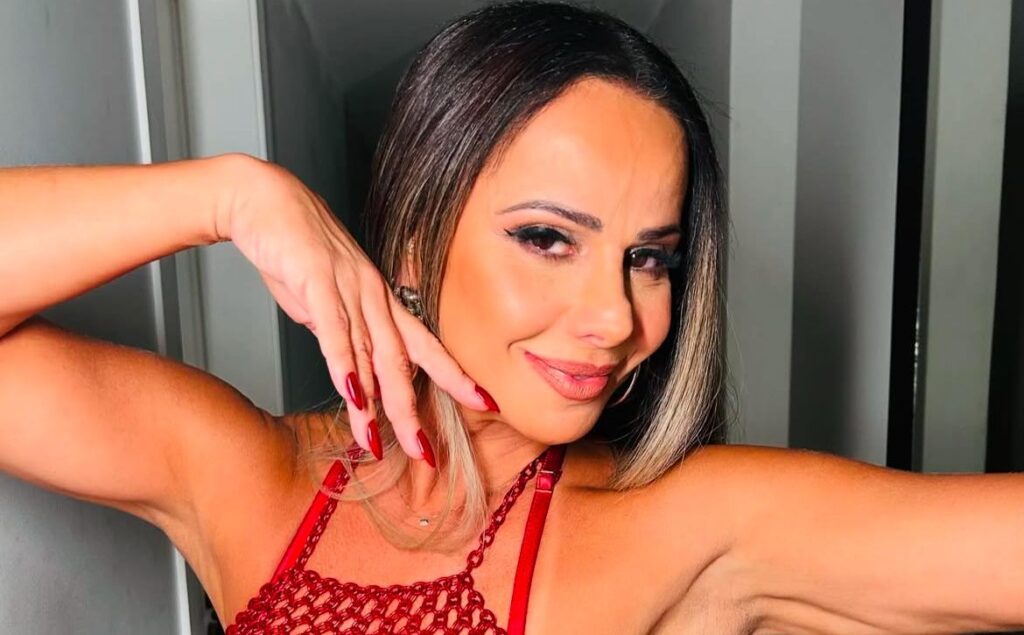 Viviane Araujo desabafa sobre etarismo e vontade de ter filhos Viviane Araujo desabafa sobre etarismo e vontade de ter filhos